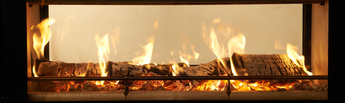 Choisir un chauffage à bois indépendant ou raccordé?
