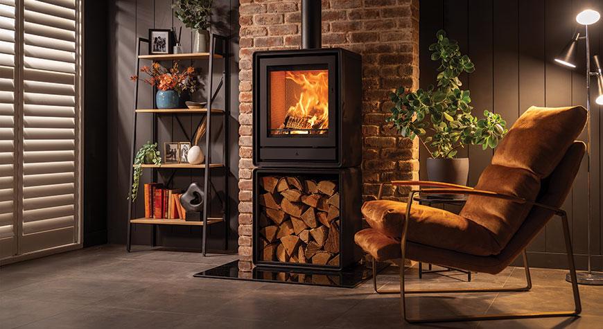 Riva2 55 Freestanding sur Box à bûches